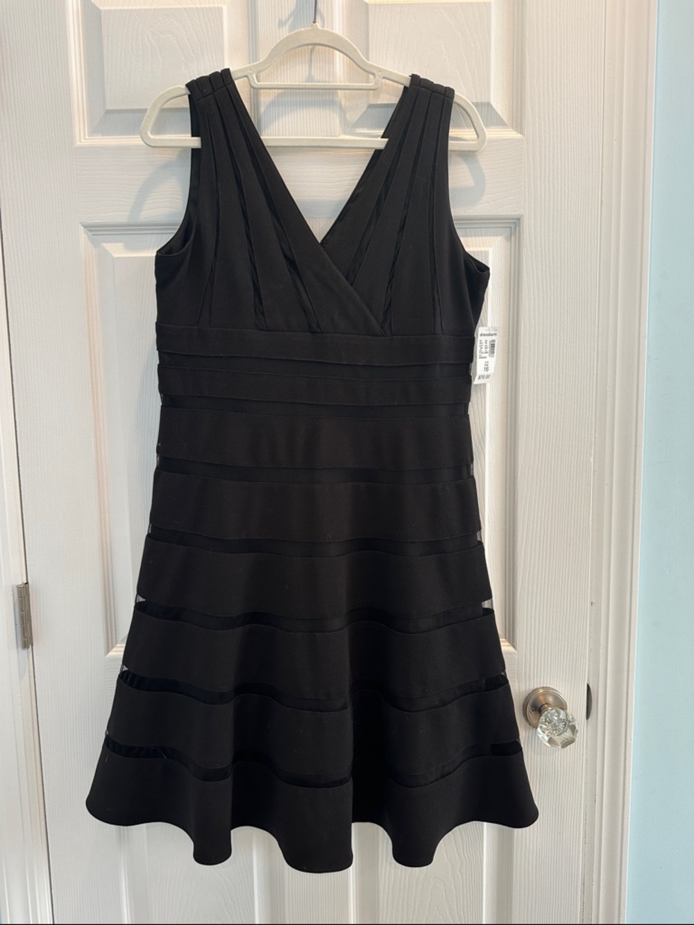 dressbarn Black sleeveless V-Neck A-Line Midi Dress new with tags